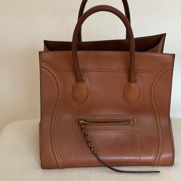 Celine Calfskin Medium Phantom Luggage - Picture 2 of 8